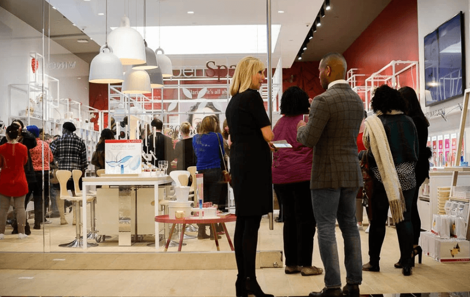 Clarins First US Stand Alone Store
