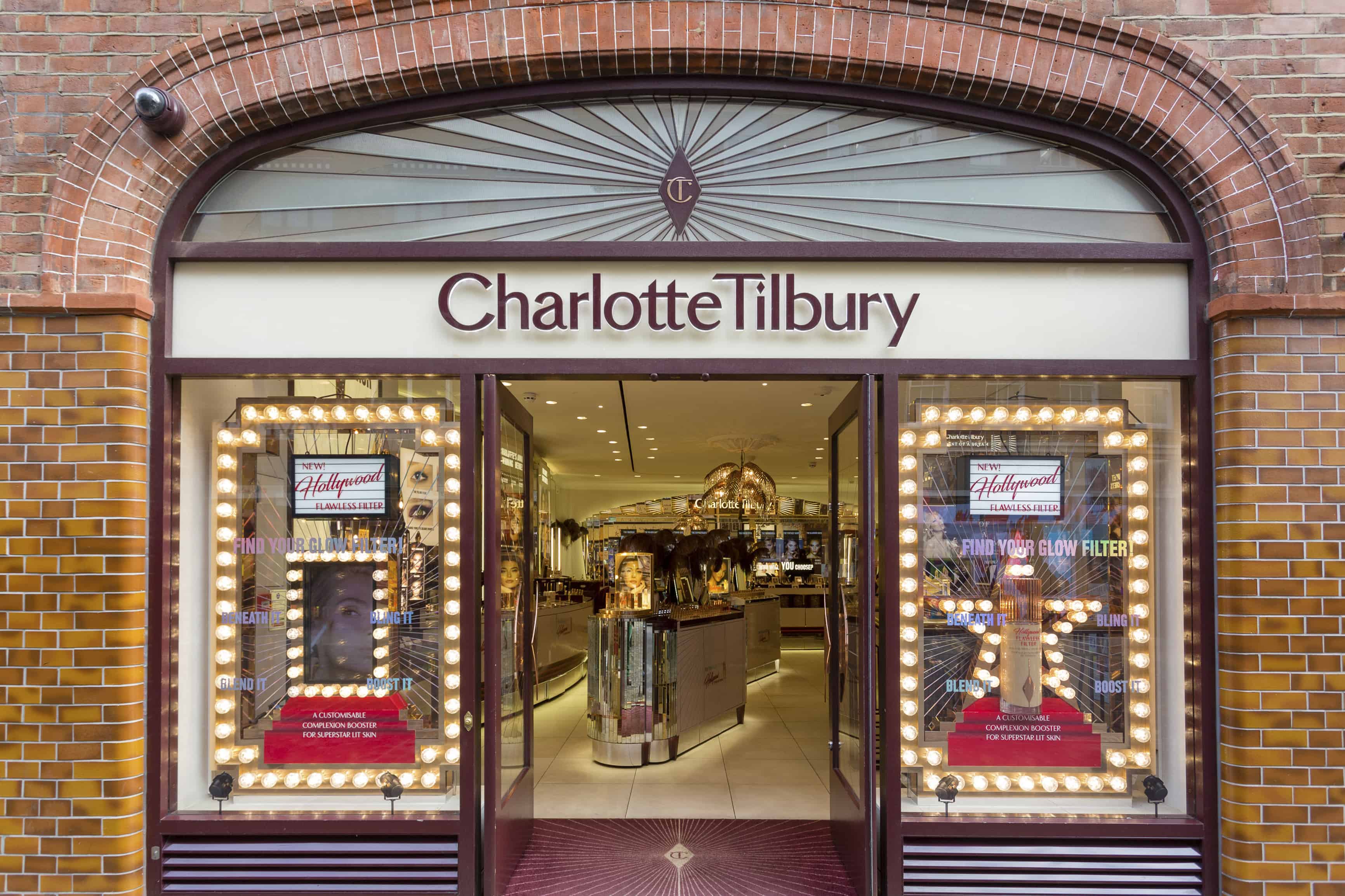Charlotte Tilbury – Hollywood Flawless Filter Window Displays